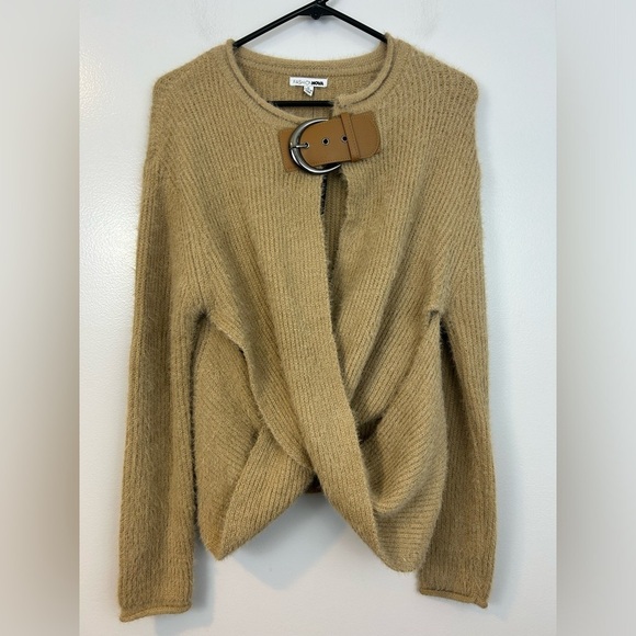 NWT Fashion Nova Mocha Brown Winter Exposure Tan Sweater Size Small - Picture 2 of 12